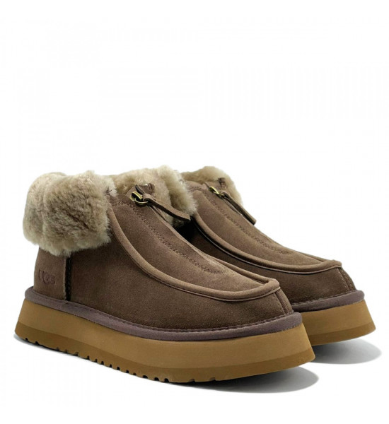 UGG Funkette Platform Boots Cappuccino